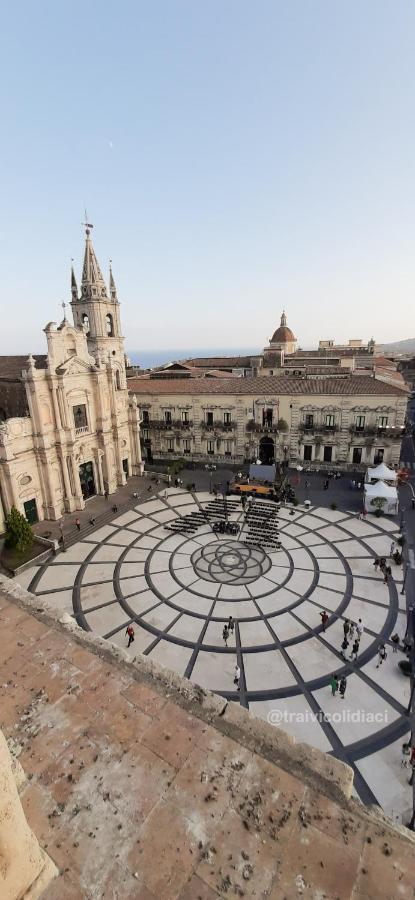 Tra I Vicoli Di Aci Apartamento Acireale Exterior foto